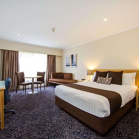 Best Western Plus Hovell Tree Inn Олбери Экстерьер фото