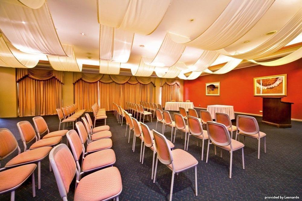 Best Western Plus Hovell Tree Inn Олбери Удобства фото