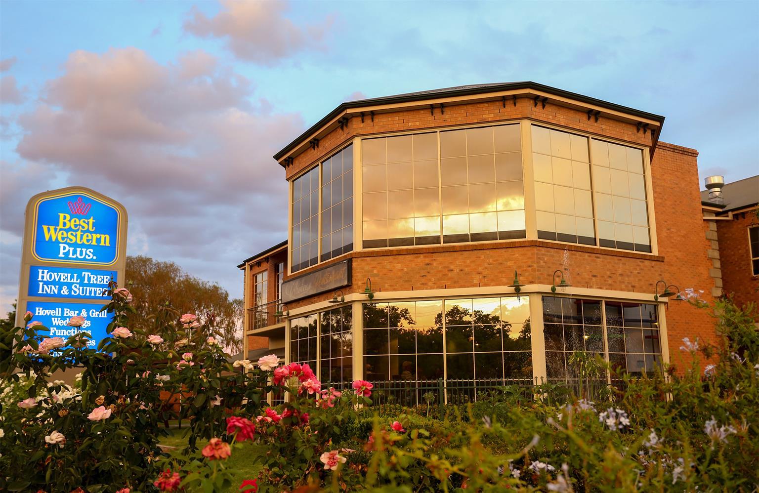 Best Western Plus Hovell Tree Inn Олбери Экстерьер фото